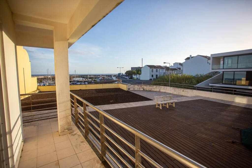 Marina De Franca Do Campo *